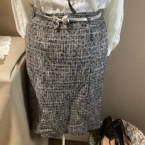 AXCESS BY LIZ CLAIBORNE PENCIL SKIRT
